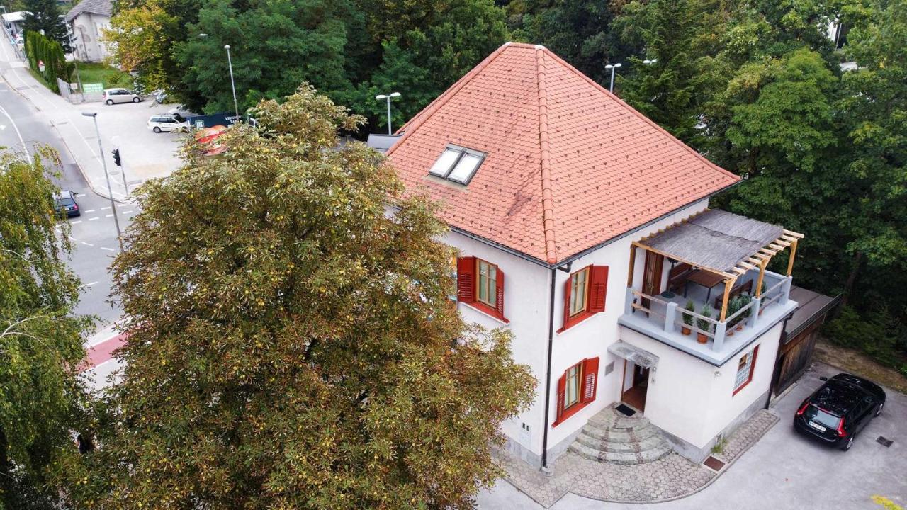Triglav Apartment House 克拉尼 外观 照片
